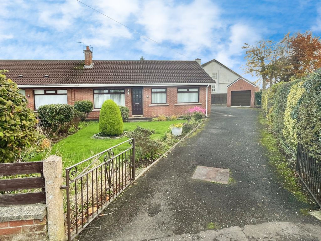 3 bed semidetached house to rent in Orange Hall Lane, Lisburn BT28, £