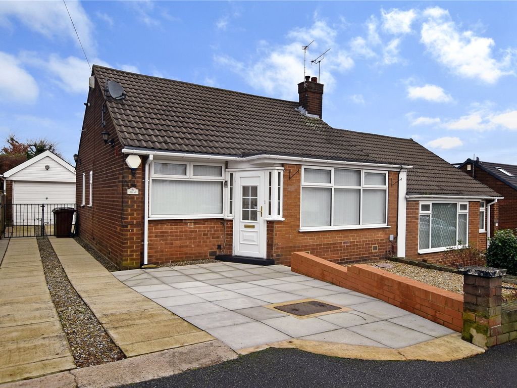 2 bed bungalow for sale in Croft House Avenue, Morley, Leeds, West