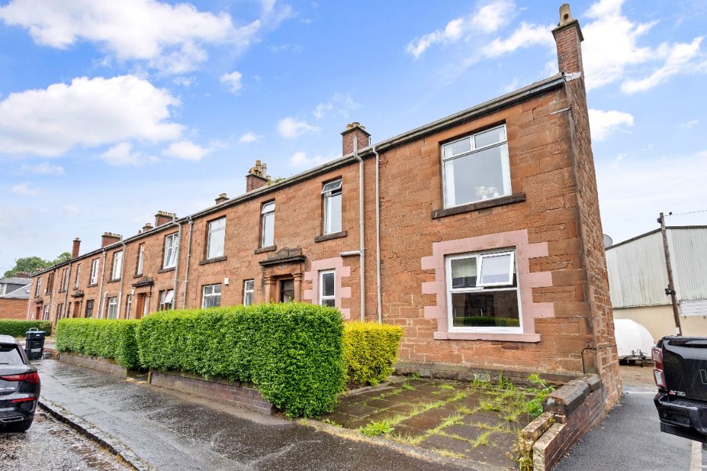 2 bed flat for sale in Glebe Road, Kilmarnock, East Ayrshire KA1, £