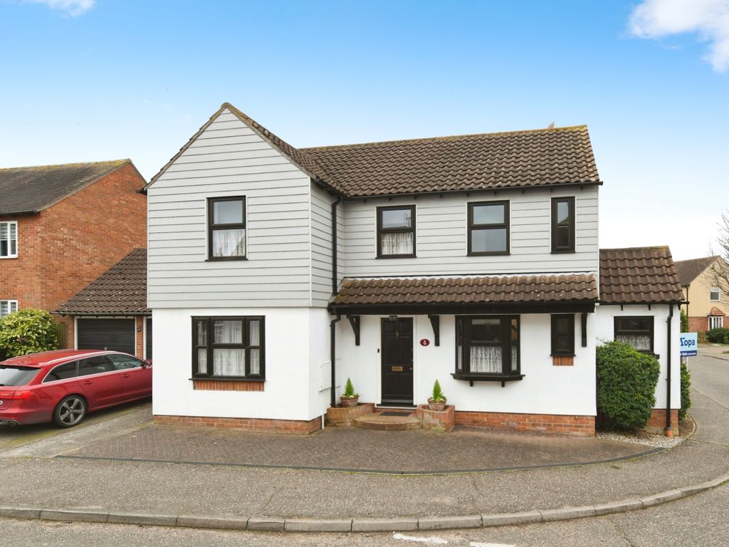 4 bed detached house for sale in Benbow Drive, South Woodham Ferrers