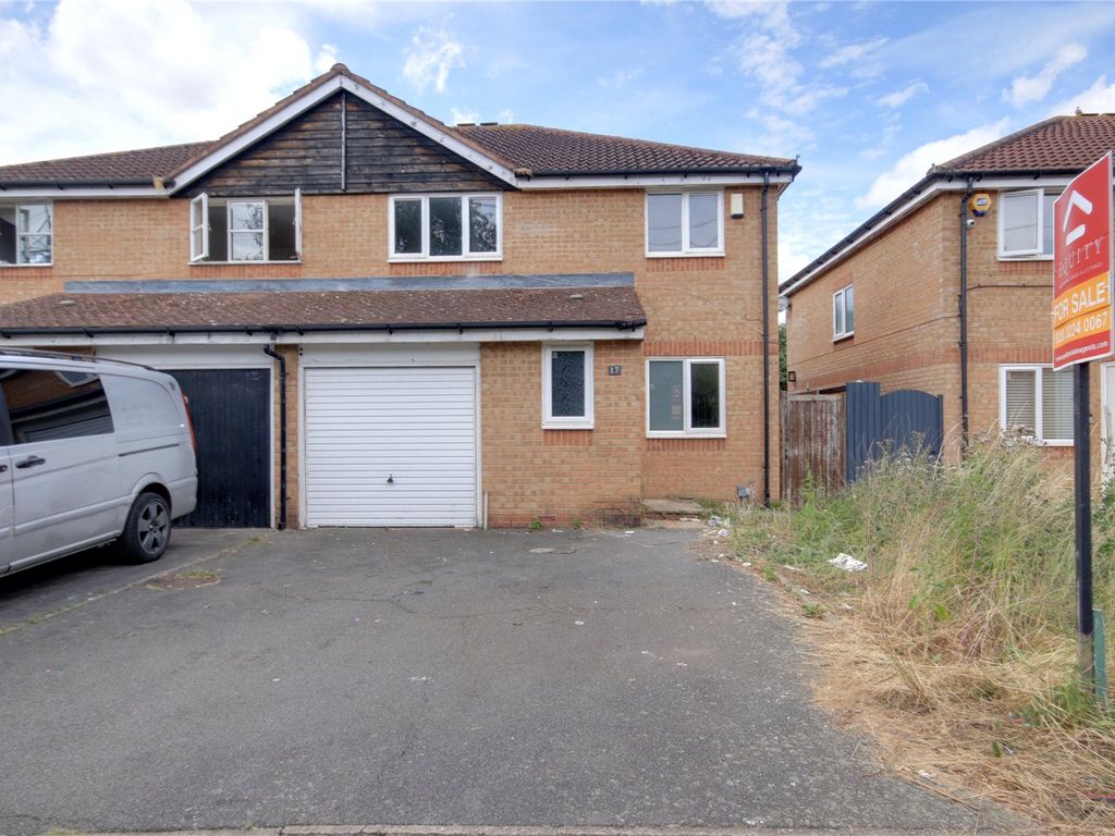 4 bed semidetached house for sale in Lovell Drive, Enfield EN3