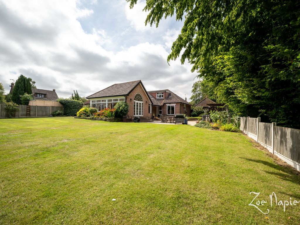 4 bed detached house for sale in Witham Road, Wickham Witham CM8, £1,250,000 Zoopla