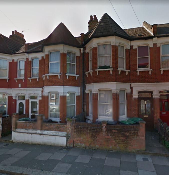 5 bed terraced house to rent in Woodside Gardens, Tottenham N17, £2,600