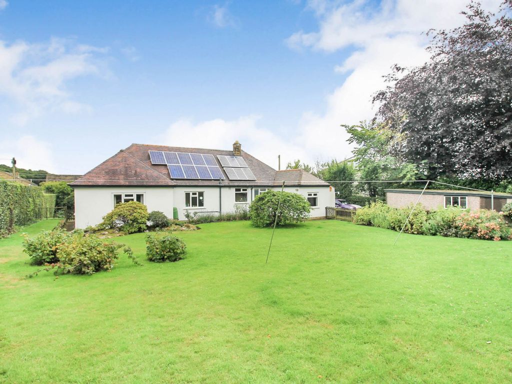 2 bed detached bungalow for sale in West End Lane, Horsforth LS18 Zoopla