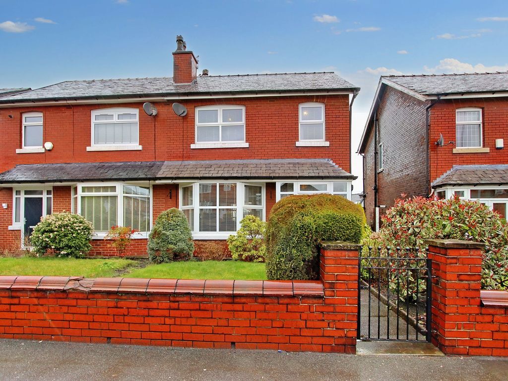 3 bed semidetached house for sale in Radcliffe New Road, Whitefield