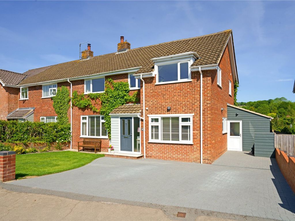 4 bed semidetached house for sale in Cook Road, Aldbourne, Marlborough