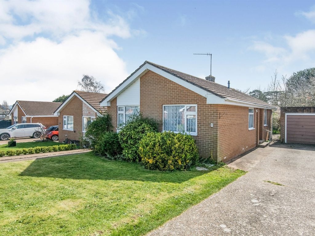 3 bed detached bungalow for sale in Milletts Close, Exminster, Exeter