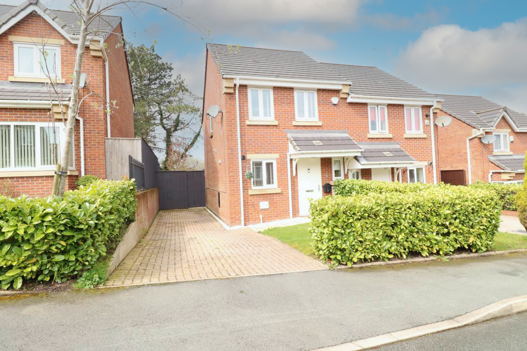 2 bed semidetached house for sale in Viner Way, Hyde SK14 Zoopla