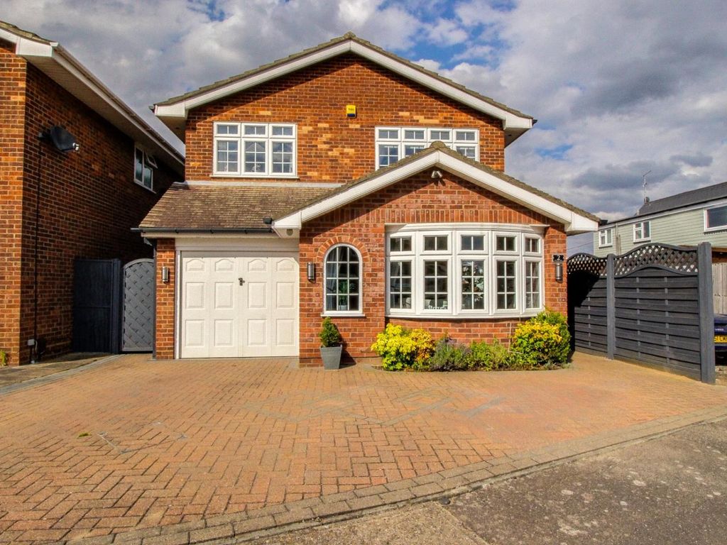 4 bed detached house for sale in Willow Hill, StanfordLeHope SS17