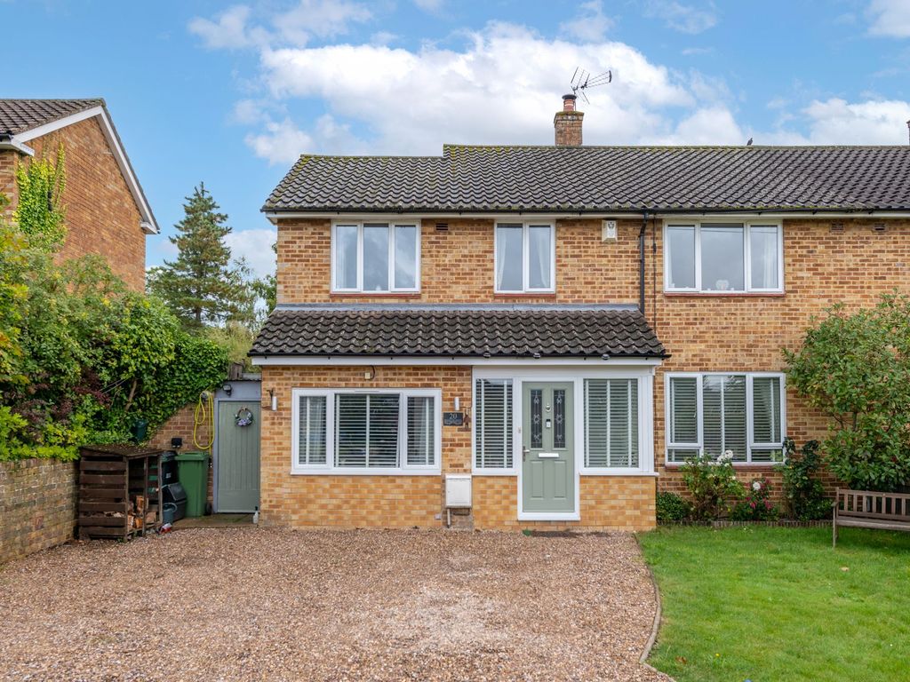 5 bed semidetached house for sale in Bolsover Grove, Merstham RH1, £