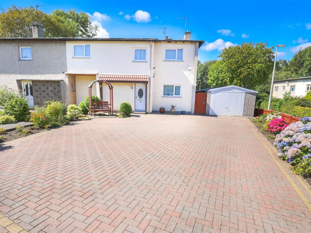 2 bed end terrace house for sale in Hollytree Road, Glenrothes KY7 Zoopla