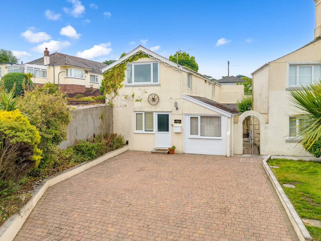 2 bed property to rent in Quinta Road, Torquay TQ1, £950 pcm Zoopla