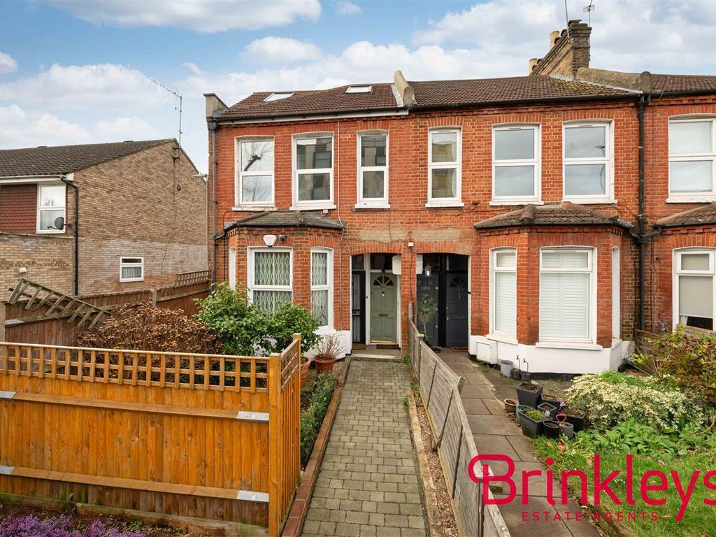 3 bed for sale in Merton Road, London SW18, £685,000 Zoopla