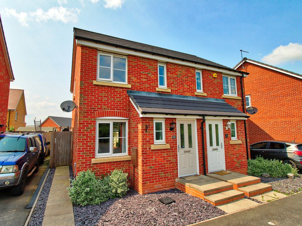 2 bed semidetached house for sale in Squirrel Bank, Droitwich WR9 Zoopla