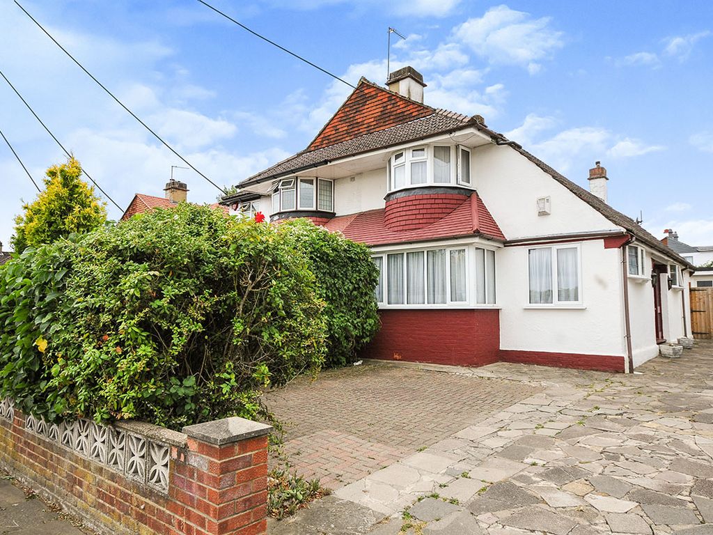 3 bed semidetached house for sale in Burnt Ash Hill, London SE12 Zoopla