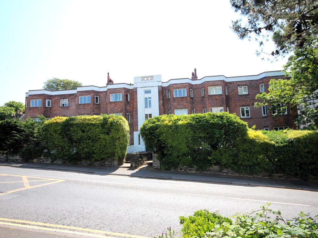 3 bed flat for sale in Little Forest Mansions, Bath Road, Bournemouth
