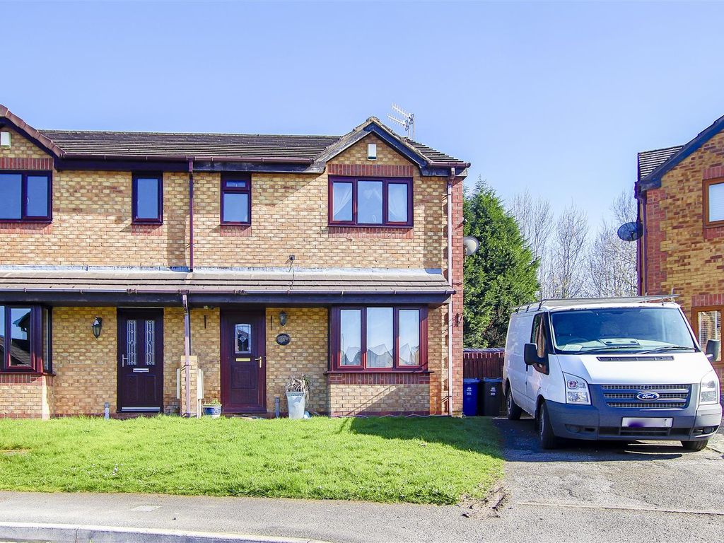 3 bed property for sale in Bamburgh Drive, Burnley BB12 Zoopla