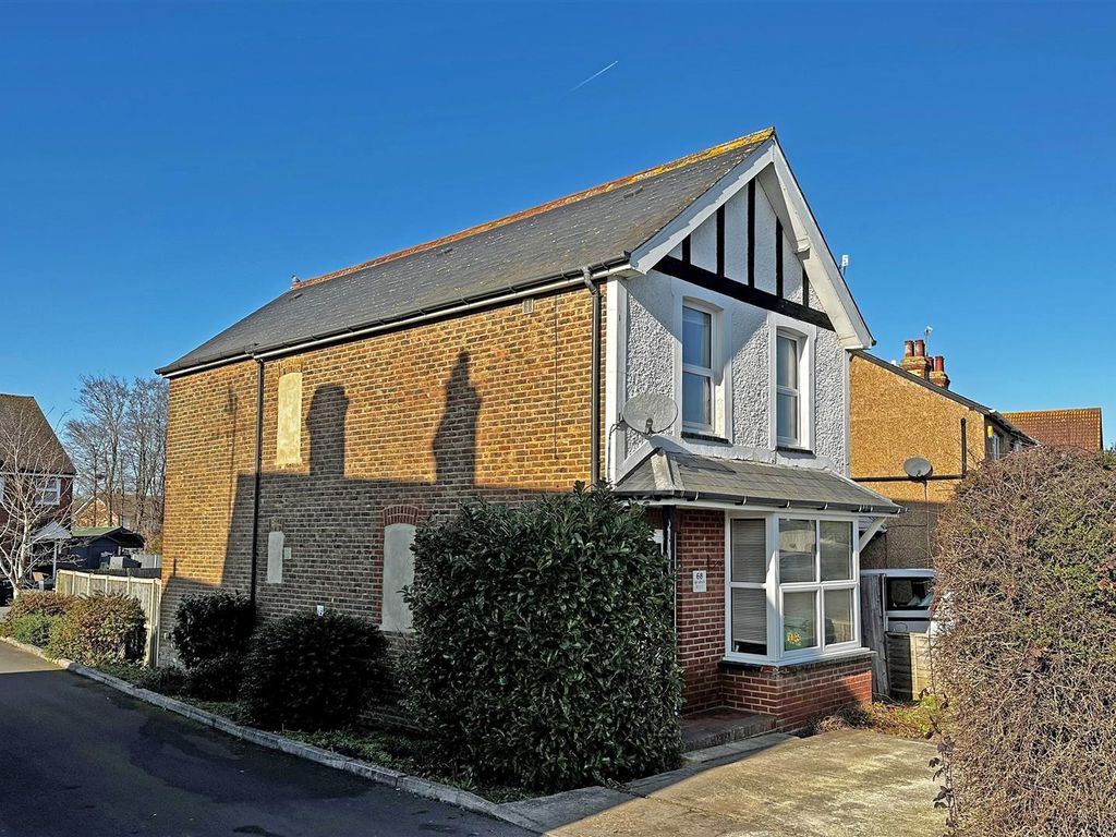3 bed detached house for sale in Horley Road, Redhill RH1 Zoopla