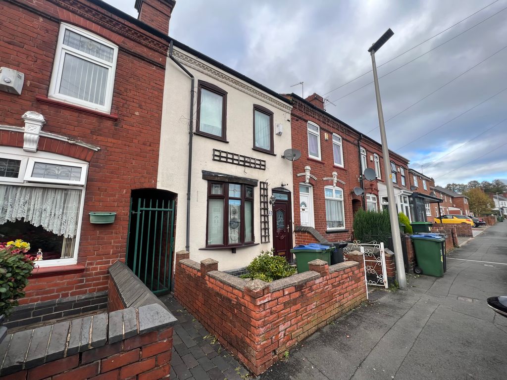 3 bed terraced house for sale in Westbourne Road, West Bromwich B70, £