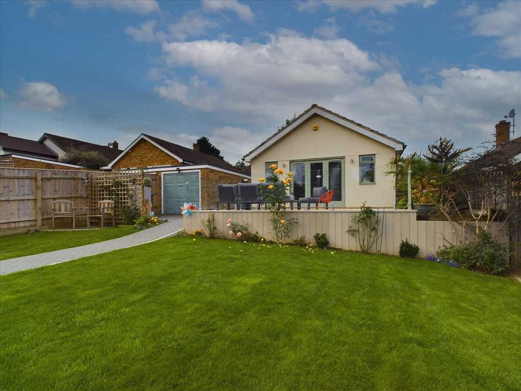 3 bed bungalow for sale in Meeting Lane, Grundisburgh, Woodbridge IP13