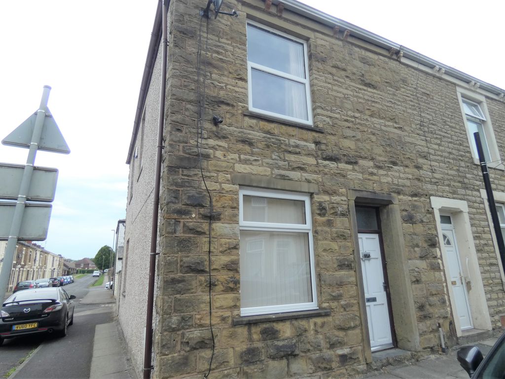 3 bed end terrace house for sale in Barnes Street, Clayton Le Moors