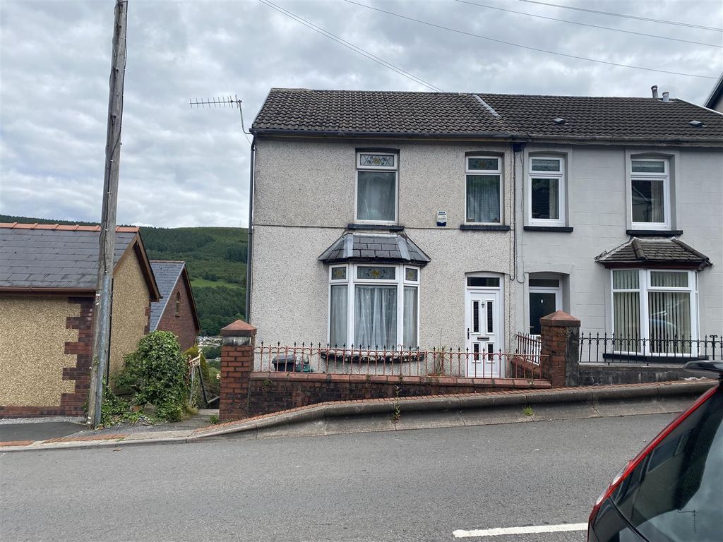 3 bed end terrace house for sale in Llanwonno Road, Mountain Ash CF45