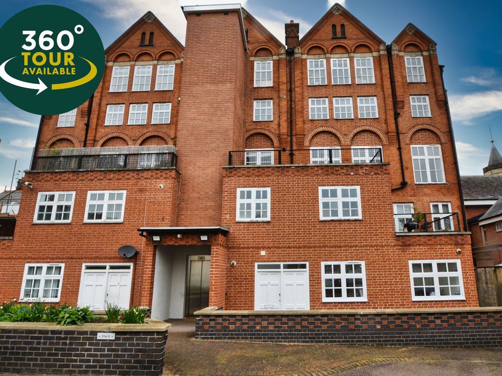 2 bed flat for sale in Clarendon Park Road, Clarendon Park, Leicester