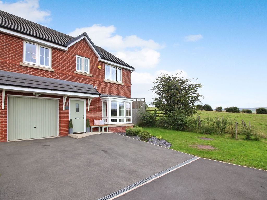 4 bed detached house for sale in Tarnside Close, Rochdale OL16 Zoopla