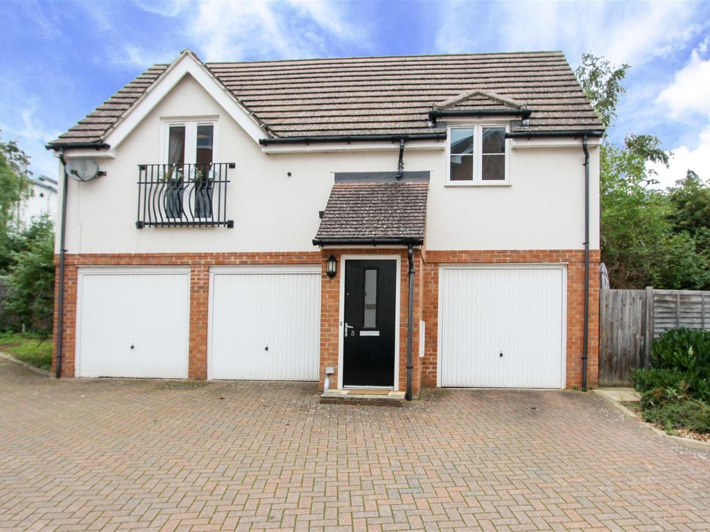 2 bed property for sale in Crosby Gardens, Uxbridge UB8, £400,000 Zoopla