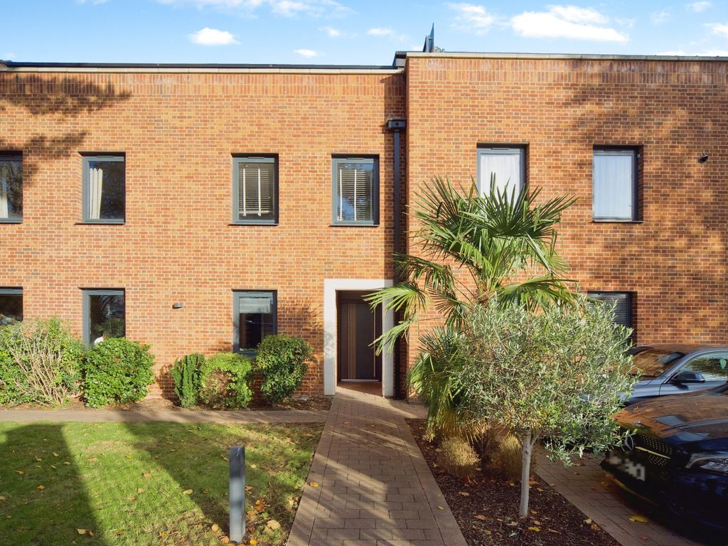 1 bed flat for sale in Wellington Road, Enfield EN1, £365,000 Zoopla