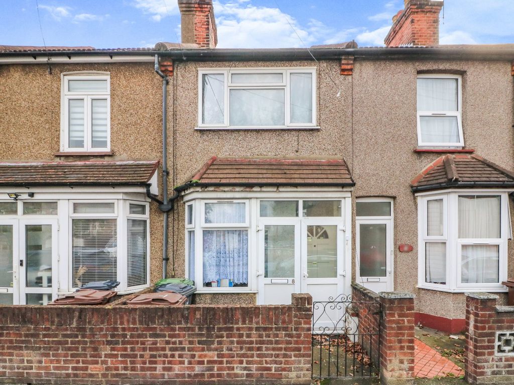 3 bed terraced house for sale in Gordon Road, Barking IG11 Zoopla