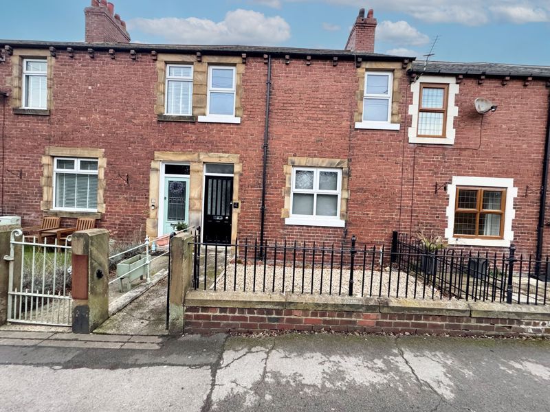 3 bed terraced house for sale in Croxdale Terrace, Greenside, Ryton