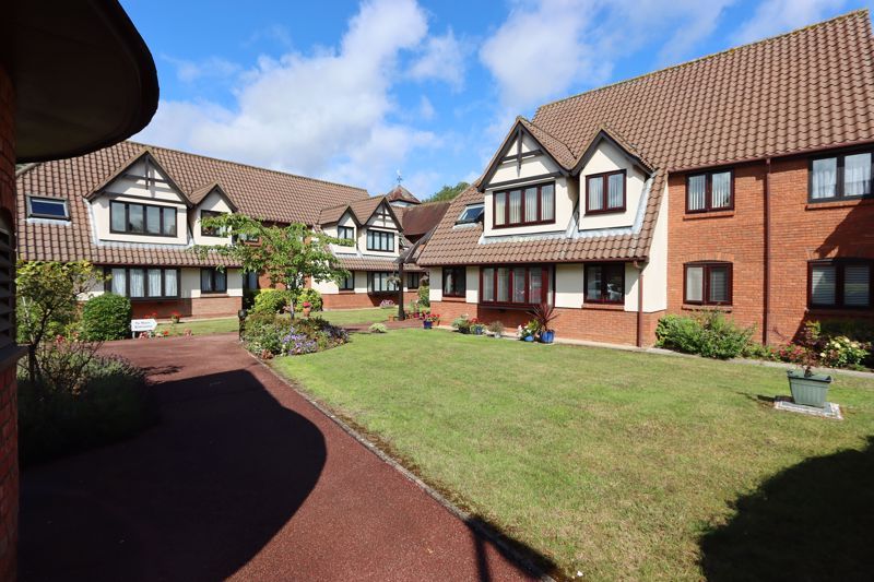 2 bed property for sale in Palmerston Lodge, High Street, Chelmsford