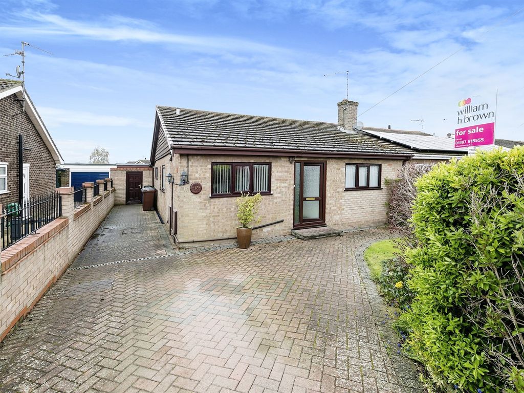 2 bed semidetached bungalow for sale in Green Park, Chatteris PE16