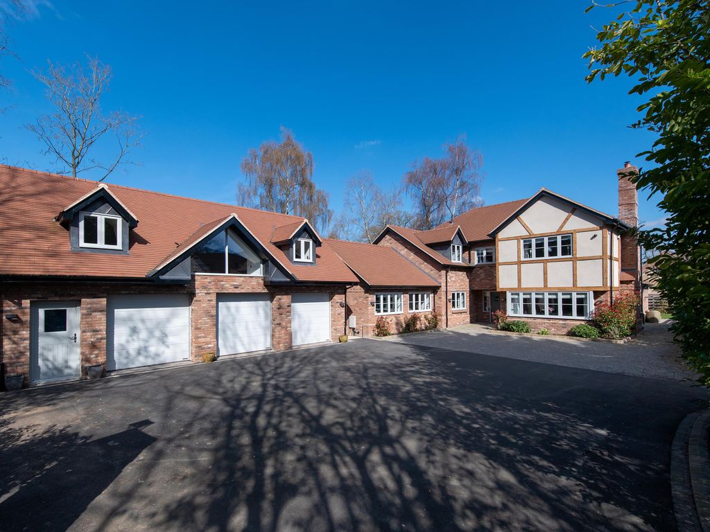5 bed detached house for sale in Station Lane, Lapworth, Solihull