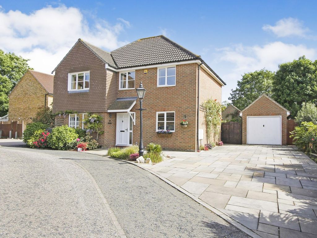 4 bed detached house for sale in Henry De Grey Close, Grays RM17 Zoopla