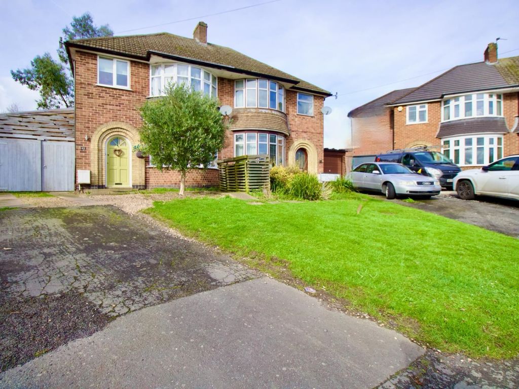 3 bed semidetached house for sale in Hawthorn Avenue, Birstall