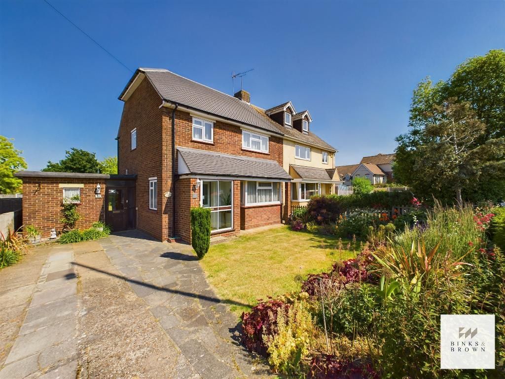 3 bed semidetached house for sale in Hogg Lane, Grays, Essex RM17 Zoopla