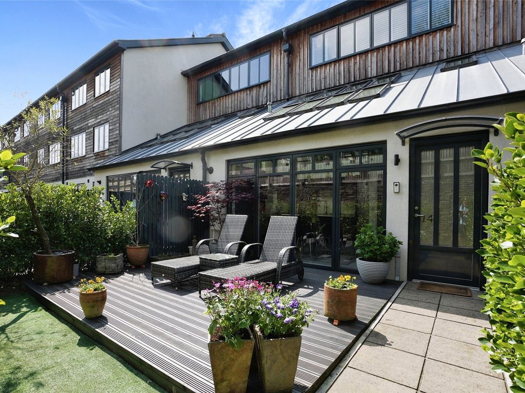 3 bed flat for sale in The Yard, Lostwithiel PL22 Zoopla