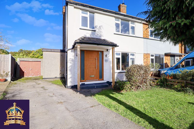 3 bed semidetached house for sale in Deerhurst, Benfleet SS7, £450,000