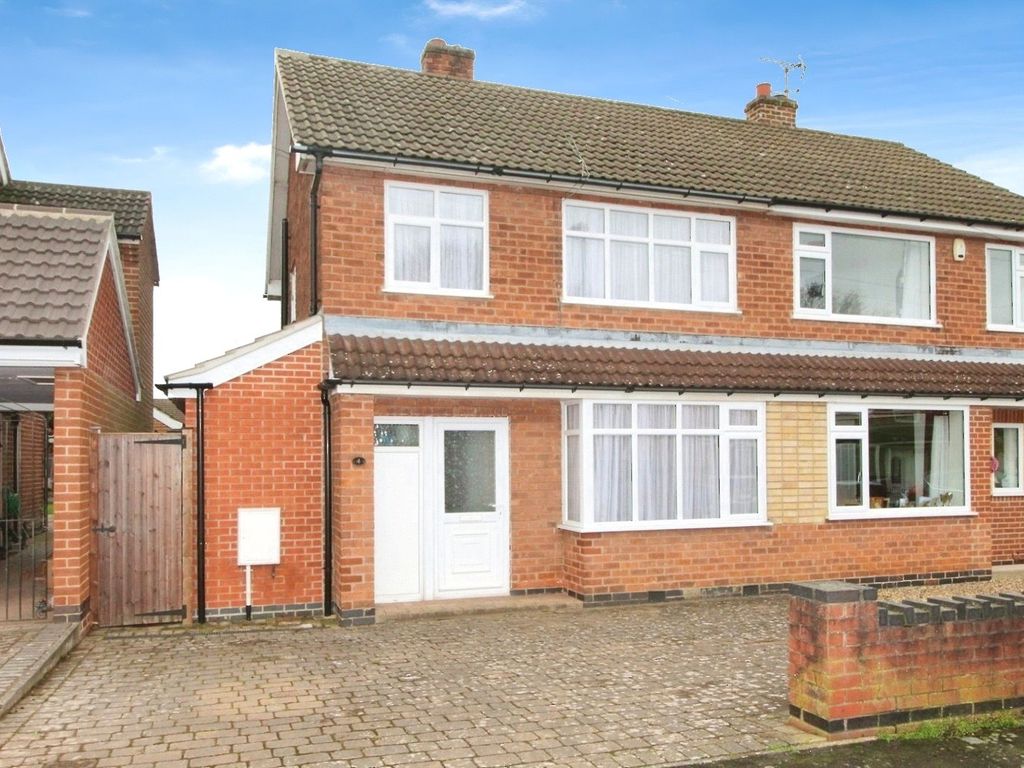 3 bed semidetached house to rent in Perran Avenue, Whitwick, Coalville