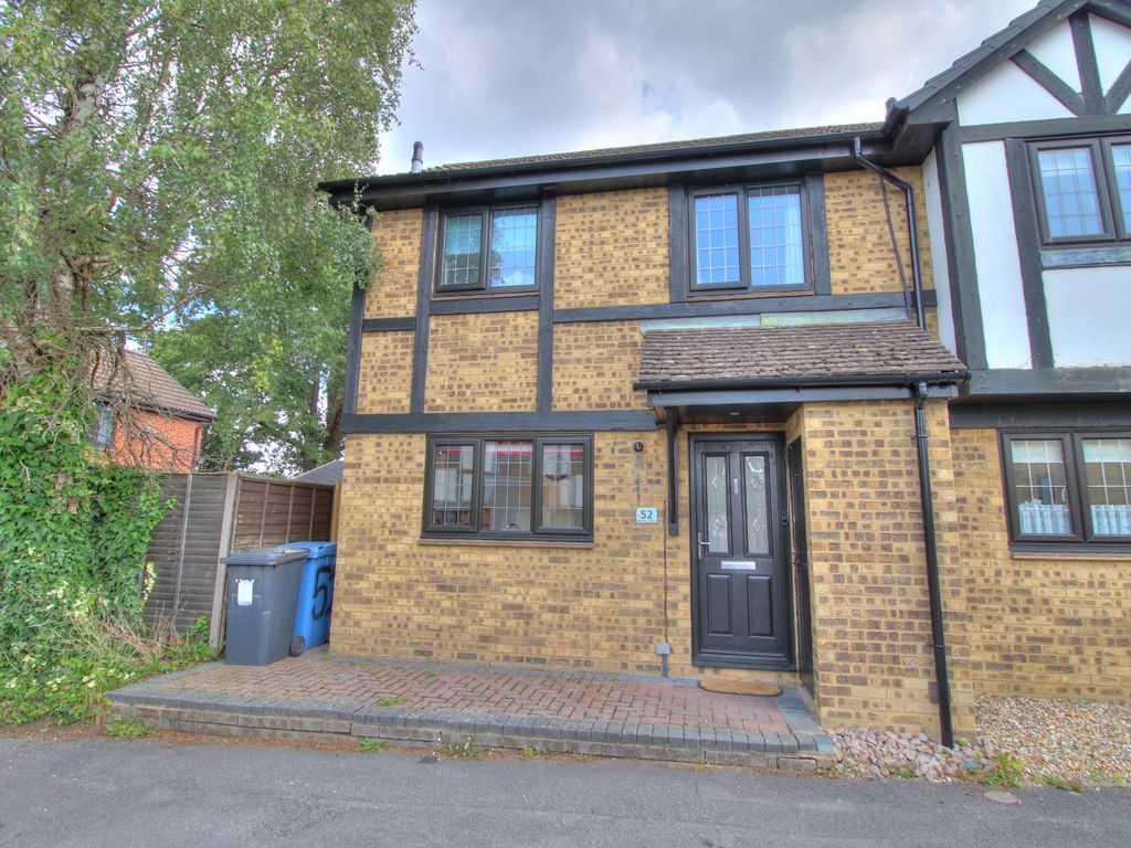 2 bed semidetached house for sale in Morley Close, Yateley GU46, £375,000 Zoopla