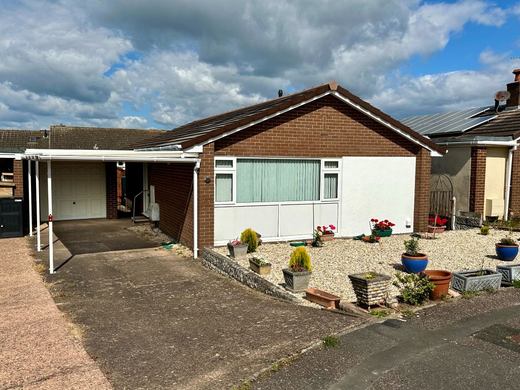 2 bed bungalow for sale in Walls Close, Exmouth EX8, £320,000 Zoopla