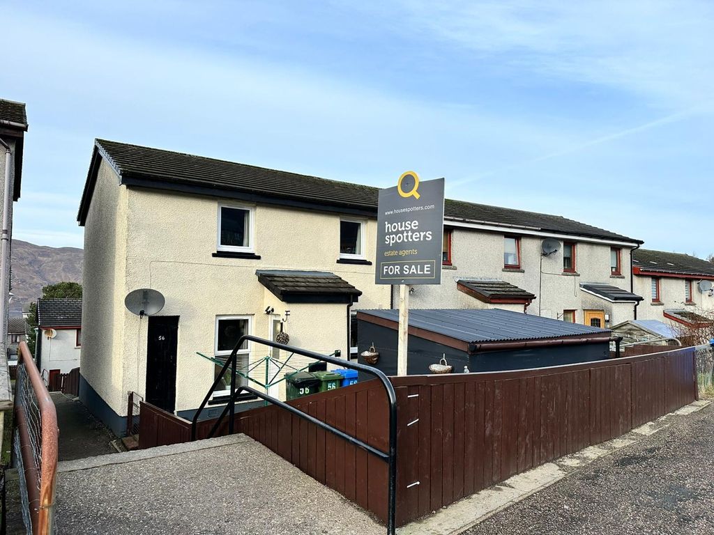 3 bed end terrace house for sale in Lochaber Road, Fort William PH33, £