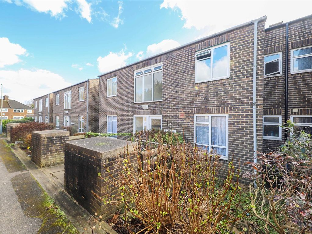 1 bed flat to rent in Prospect Close, Ruislip HA4, £1,250 pcm Zoopla