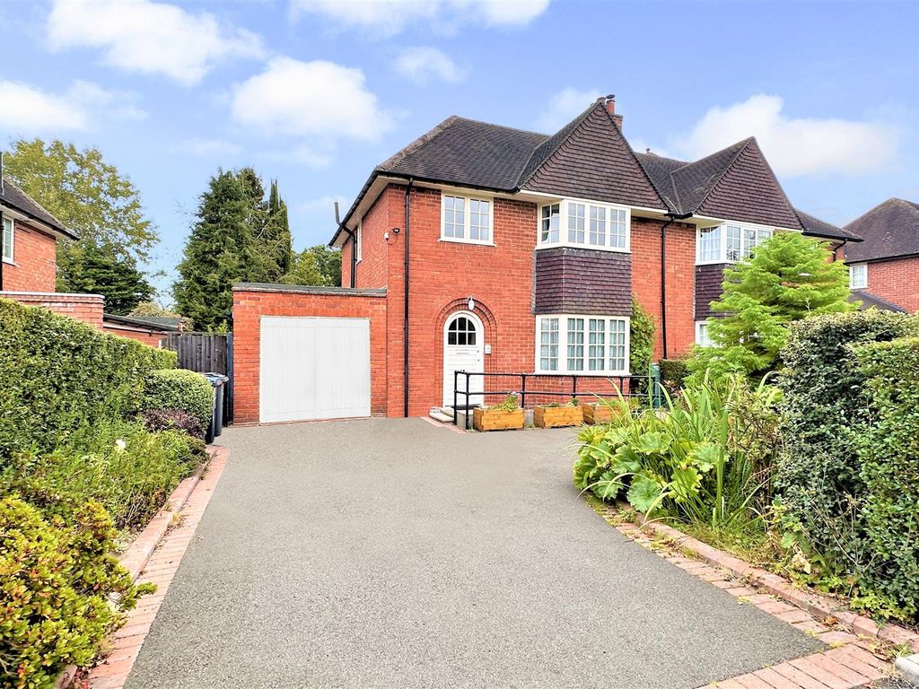3 bed semidetached house for sale in Hemyock Road, Bournville
