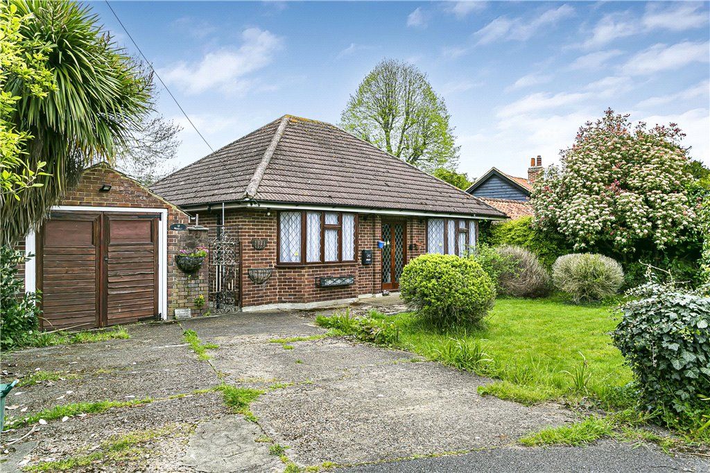 2 bed bungalow for sale in Village Road, Egham, Surrey TW20 Zoopla