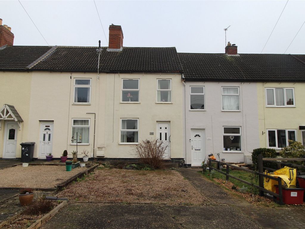 3 bed terraced house for sale in Central Road, Hugglescote, Coalville