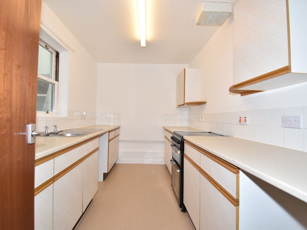 1 bed flat to rent in Market Strand, Falmouth TR11, £775 pcm Zoopla