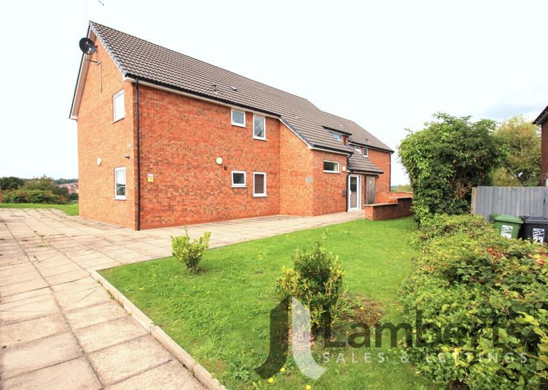 2 bed flat for sale in Cedar Park Road, Batchley, Redditch B97, £